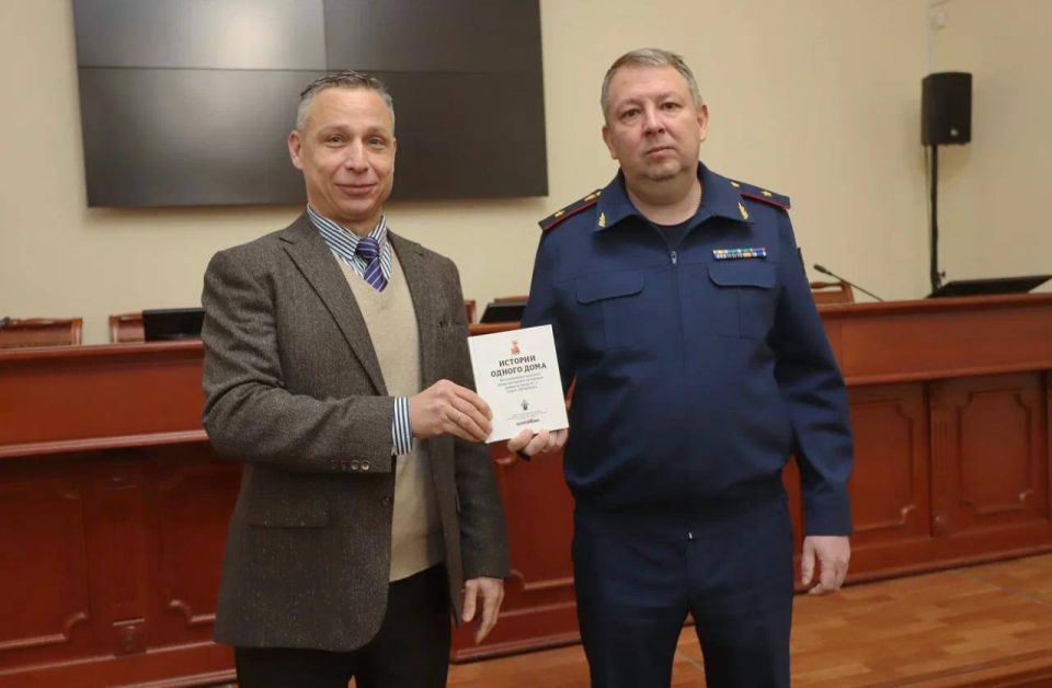 ��� �� ������ �� ������ �����-���������� � ������-������������� ��������� ������ ����� � 80-����� ������, ������� � �� ������������ ������� ����-��������� ��������� ����� � �����