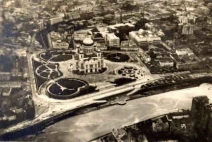       10  1930  -    LZ-127 &quot; &quot;    