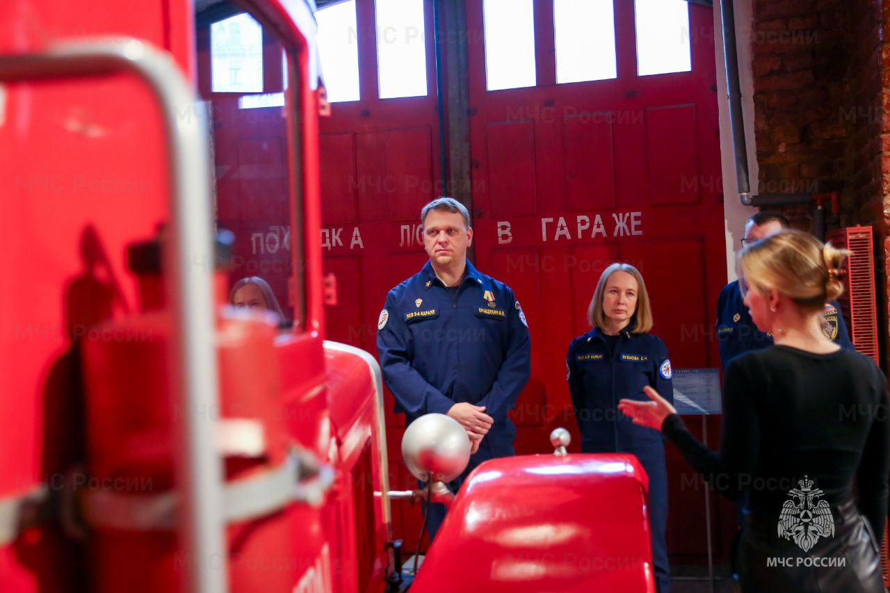 В День добровольца в #МЧС_Петербурга чествовали добровольных пожарных и спасателей В День добровольца в #МЧС_Петербурга чествовали добровольных пожарных и спасателей