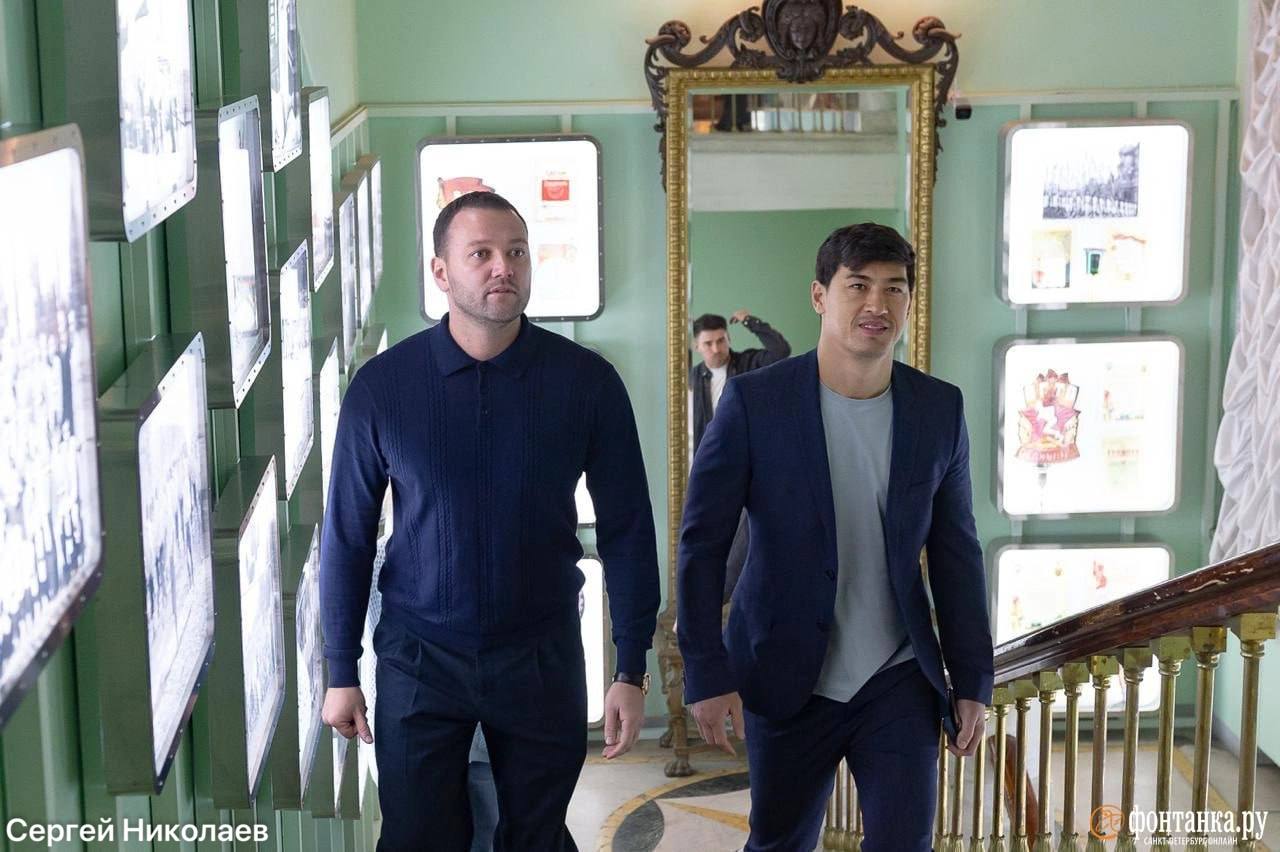 В Музее спорта Петербурга открыли экспозицию, посвящённую чемпиону мира по боксу Дмитрию Биволу В Музее спорта Петербурга открыли экспозицию, посвящённую чемпиону мира по боксу Дмитрию Биволу