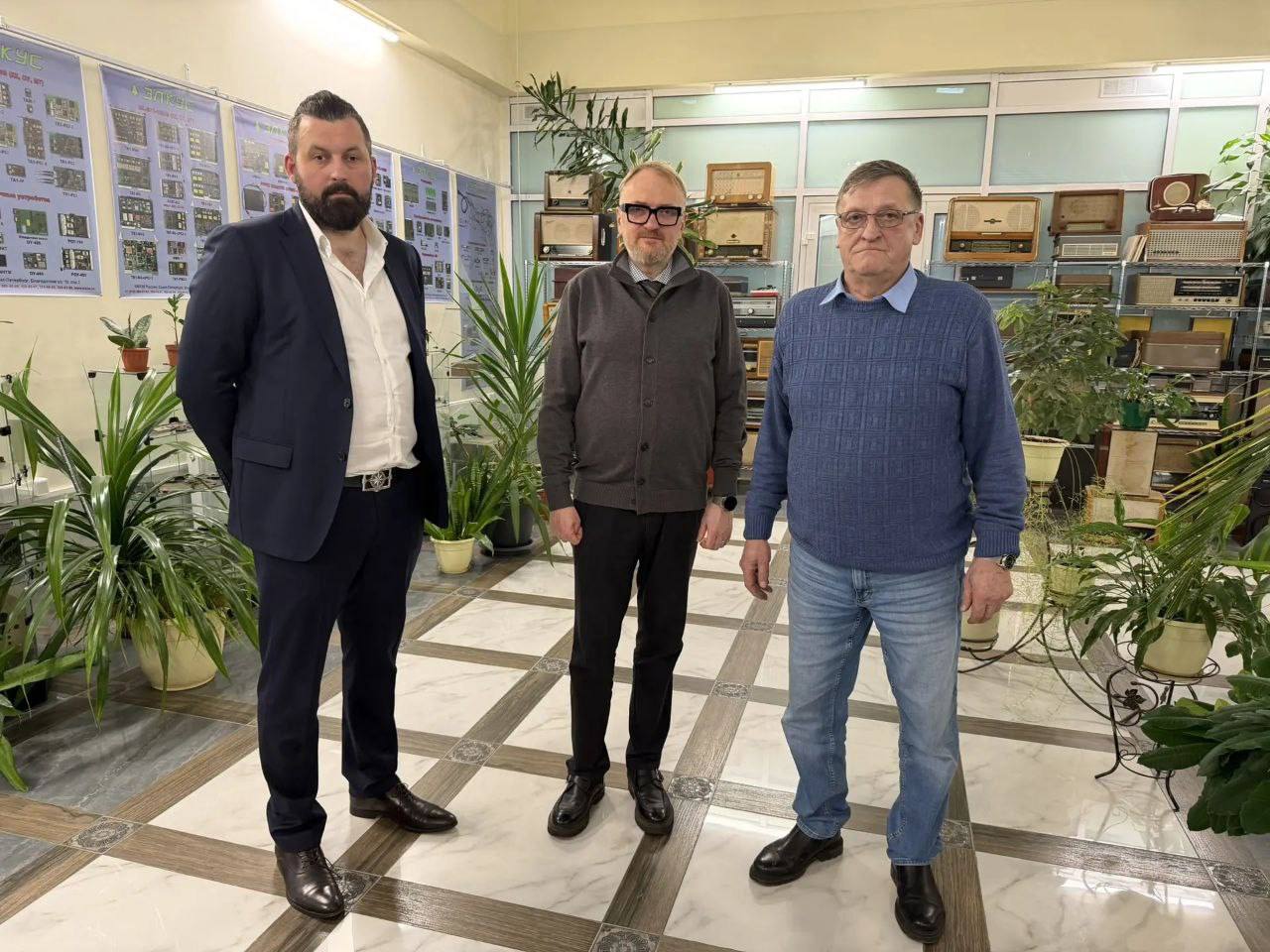 Виталий Милонов встретился с коллективом «Элкус»