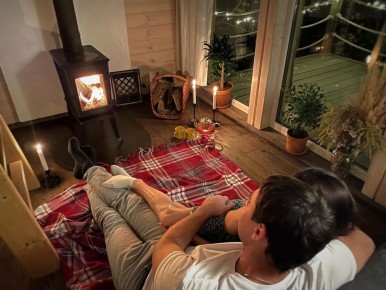 Больше всего на новогодние каникулы россияне хотят провести время либо с близкими в уютной обстановке, либо предаться "ничегонеделанью" - домашний вариант отдыха выбирает для себя каждый третий житель страны, говорится в...