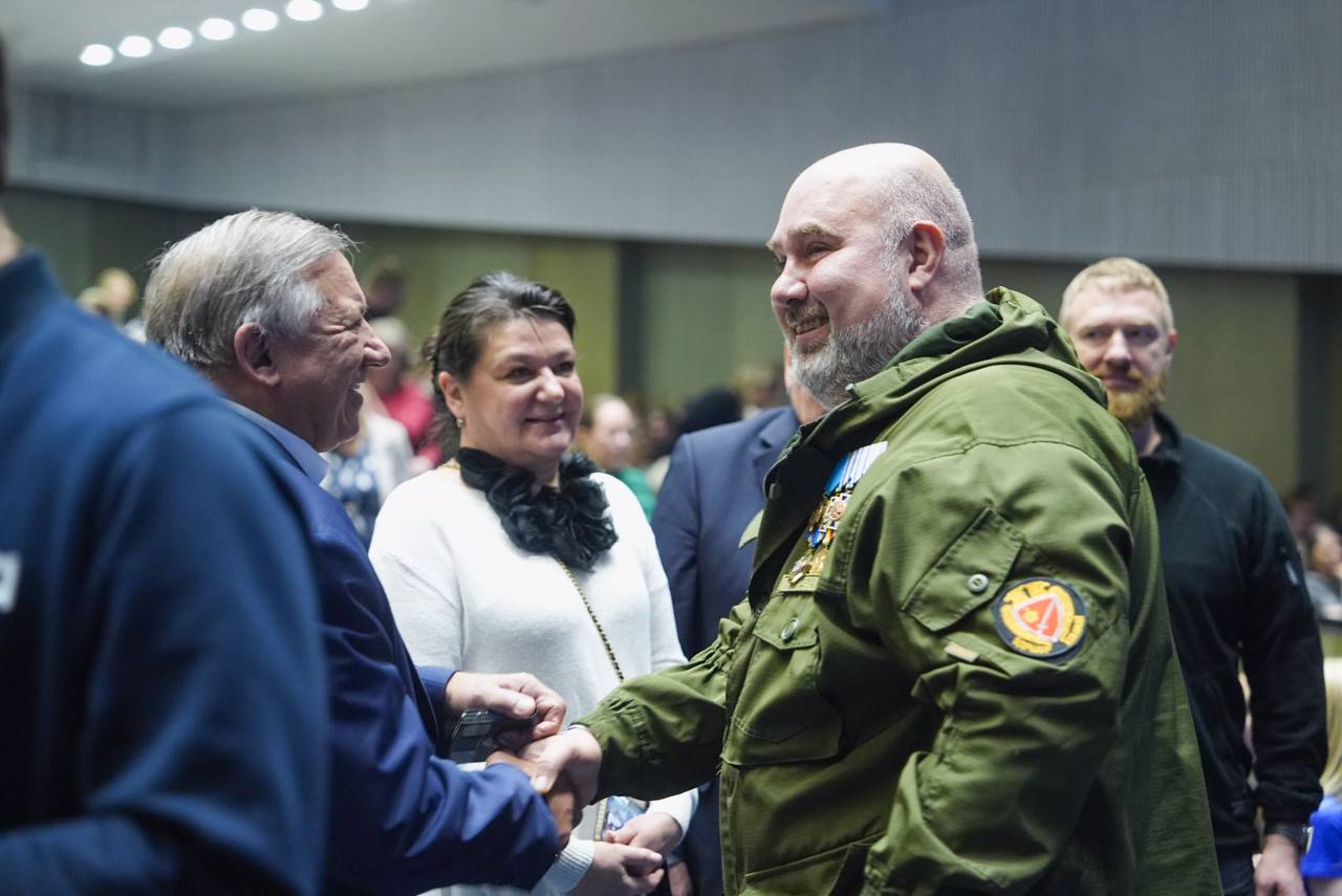 Александр Бельский, накануне, принял участие в форуме волонтёрской поддержки СВО «Вместе к Победе» Александр Бельский, накануне, принял участие в форуме волонтёрской поддержки СВО «Вместе к Победе»