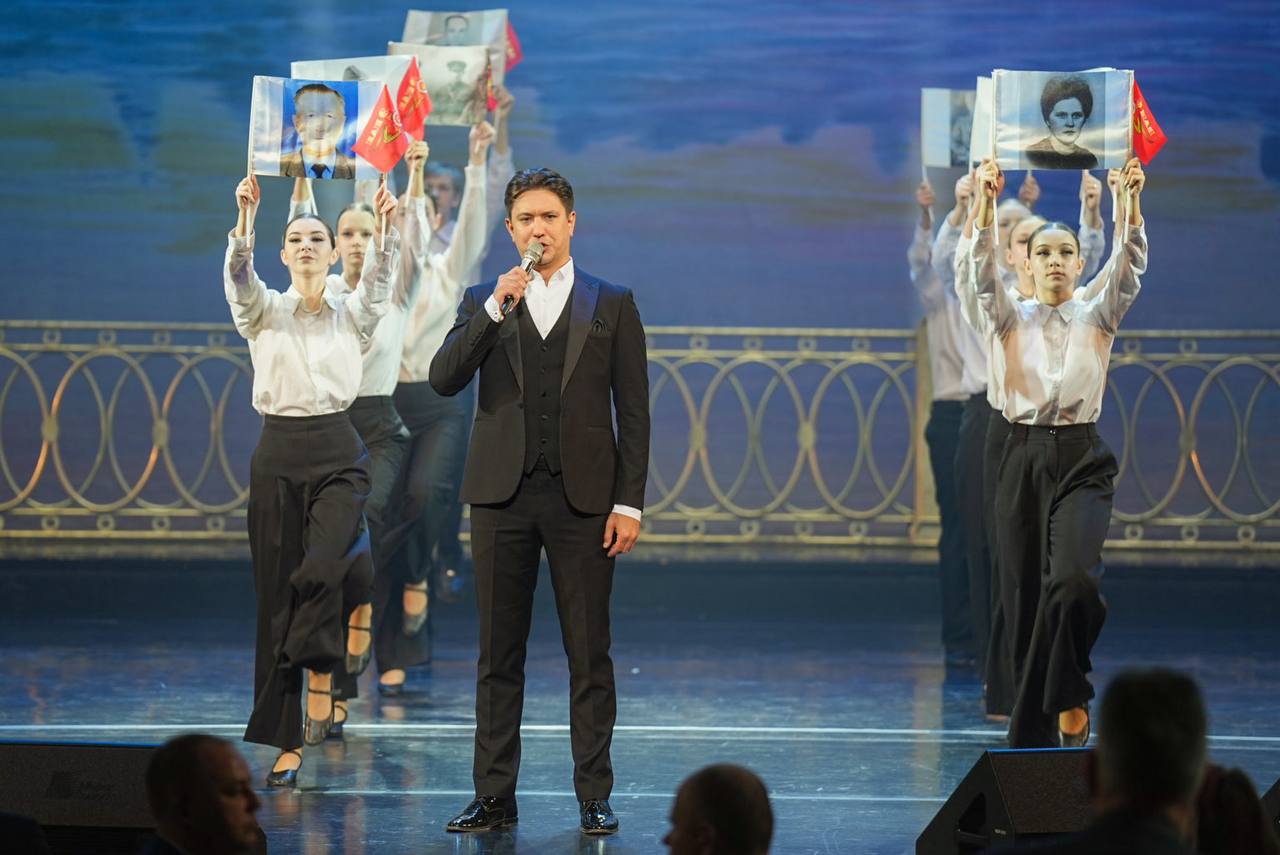 Александр Бельский, накануне, принял участие в форуме волонтёрской поддержки СВО «Вместе к Победе» Александр Бельский, накануне, принял участие в форуме волонтёрской поддержки СВО «Вместе к Победе»