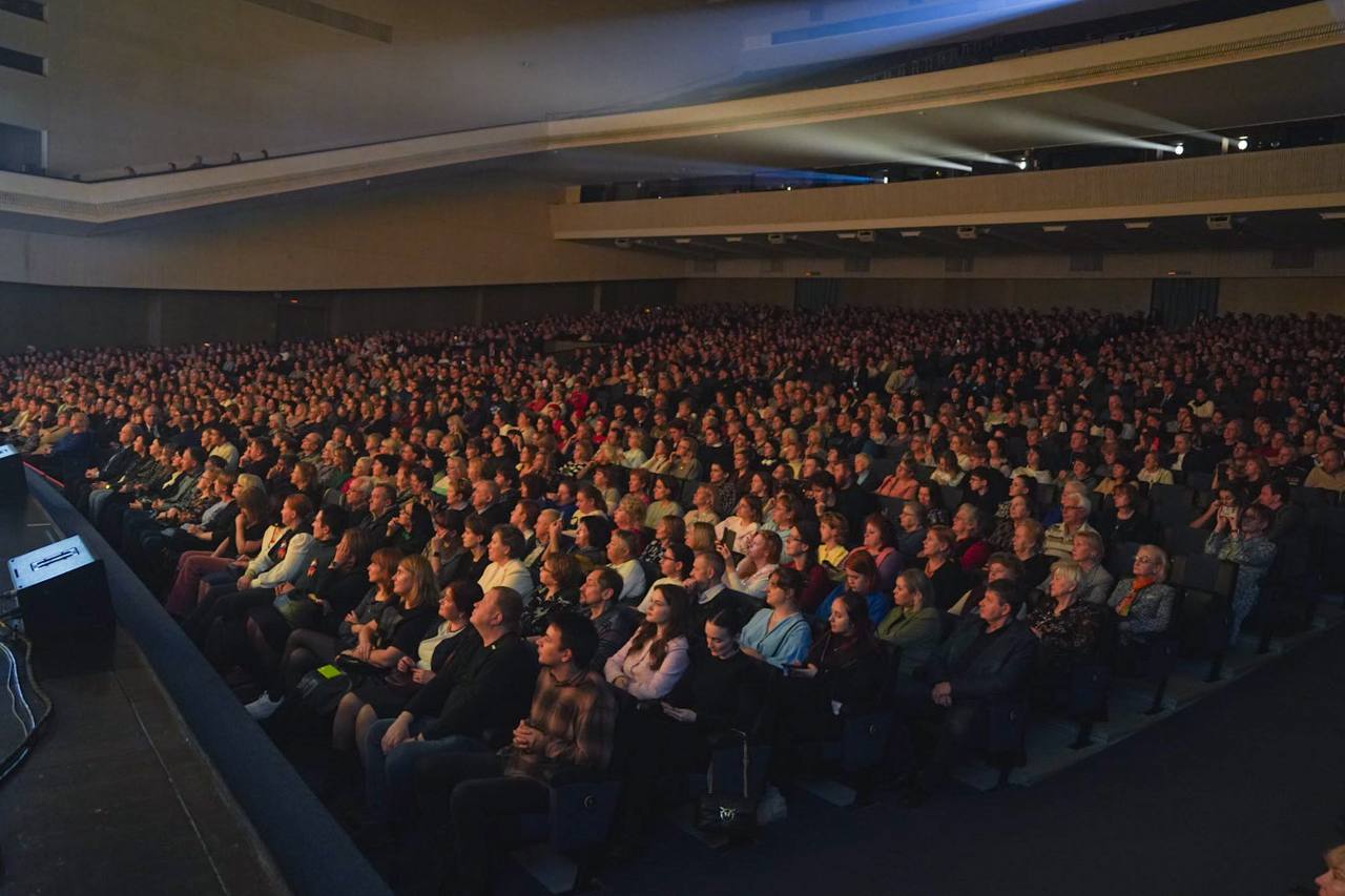 Александр Бельский, накануне, принял участие в форуме волонтёрской поддержки СВО «Вместе к Победе» Александр Бельский, накануне, принял участие в форуме волонтёрской поддержки СВО «Вместе к Победе»