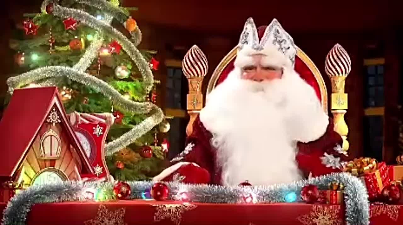 Раньше: чтобы поздравить ребенка с Новым годом, папе нужно было переодеваться в Деда Мороза или вызывать «настоящего» за баснословные деньги