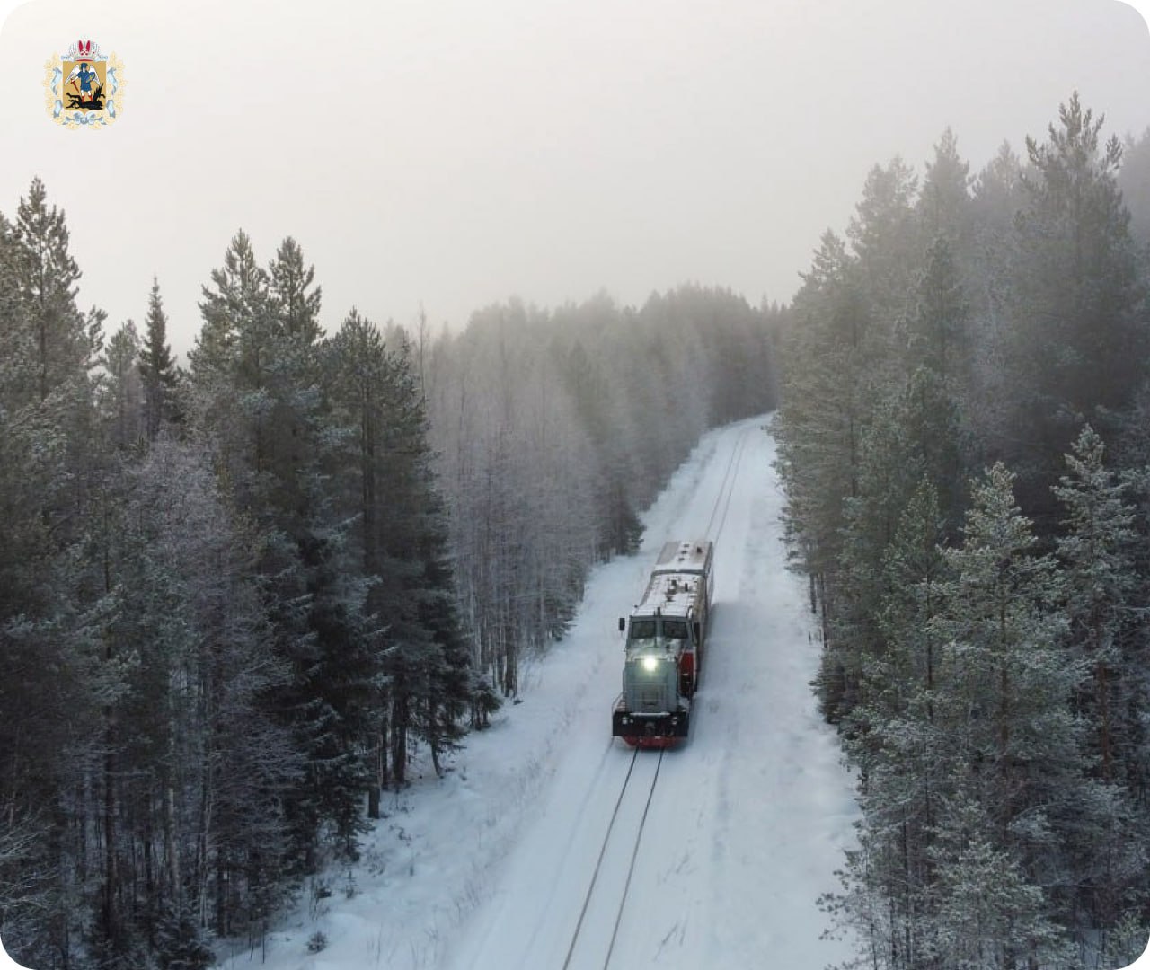 Под стук колес. Только представьте: паровозный гудок разрывает морозную тишину и снежную завесу Под стук колес. Только представьте: паровозный гудок разрывает морозную тишину и снежную завесу