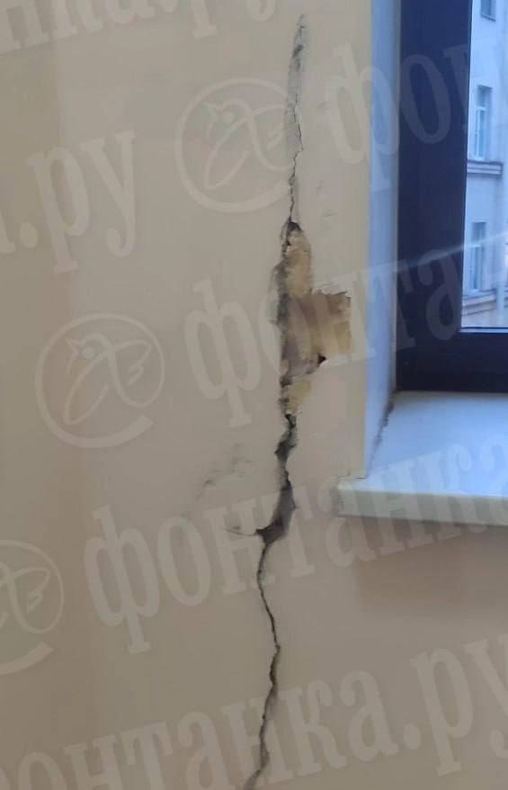 Доходный дом А. А. Каплуна на Каменноостровском проспекте покрывается трещинами Доходный дом А. А. Каплуна на Каменноостровском проспекте покрывается трещинами