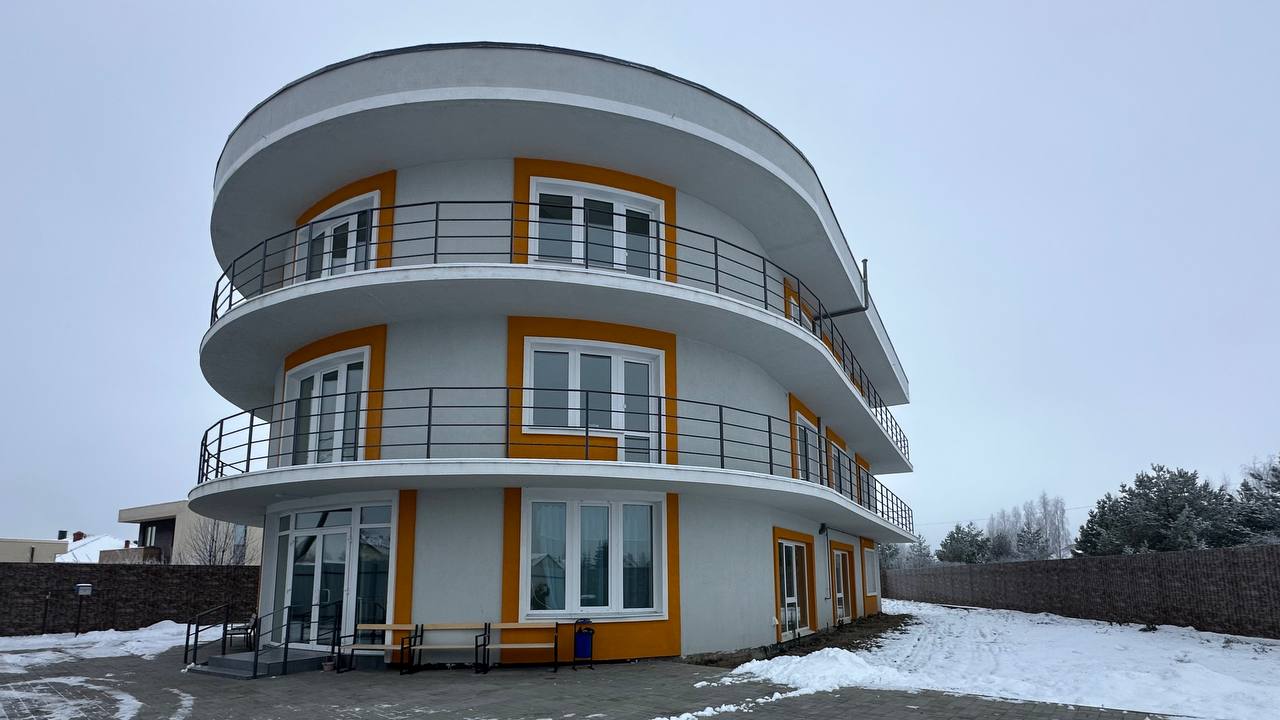 На юге Петербурга закрыли пансионат для пожилых из-за множества нарушений