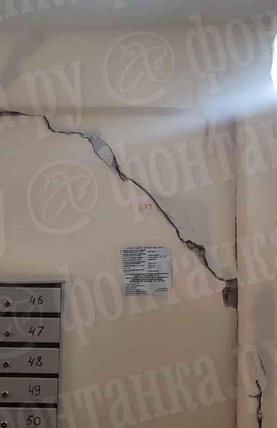 Доходный дом А. А. Каплуна на Каменноостровском проспекте покрывается трещинами