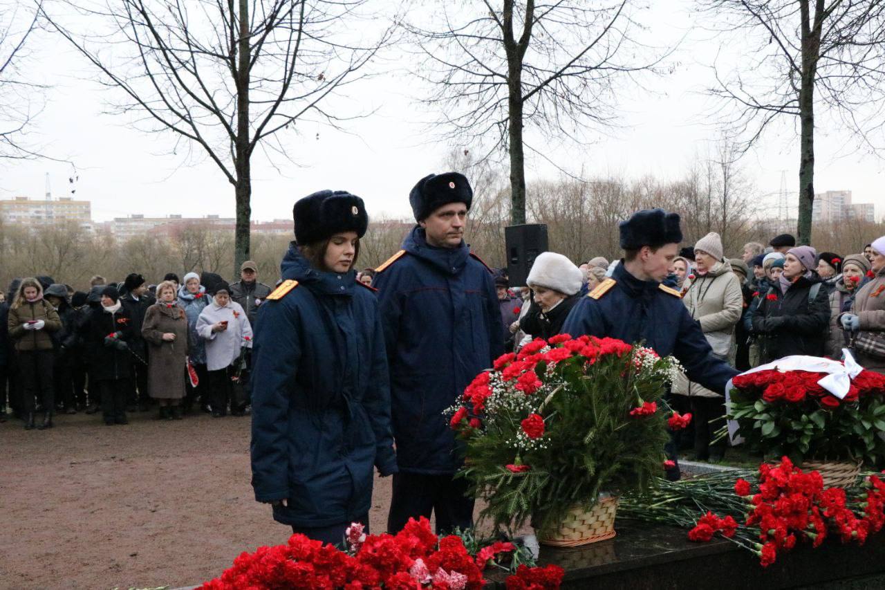 Сотрудниками ГСУ СК России по городу Санкт-Петербургу проведены познавательные уроки мужества Сотрудниками ГСУ СК России по городу Санкт-Петербургу проведены познавательные уроки мужества