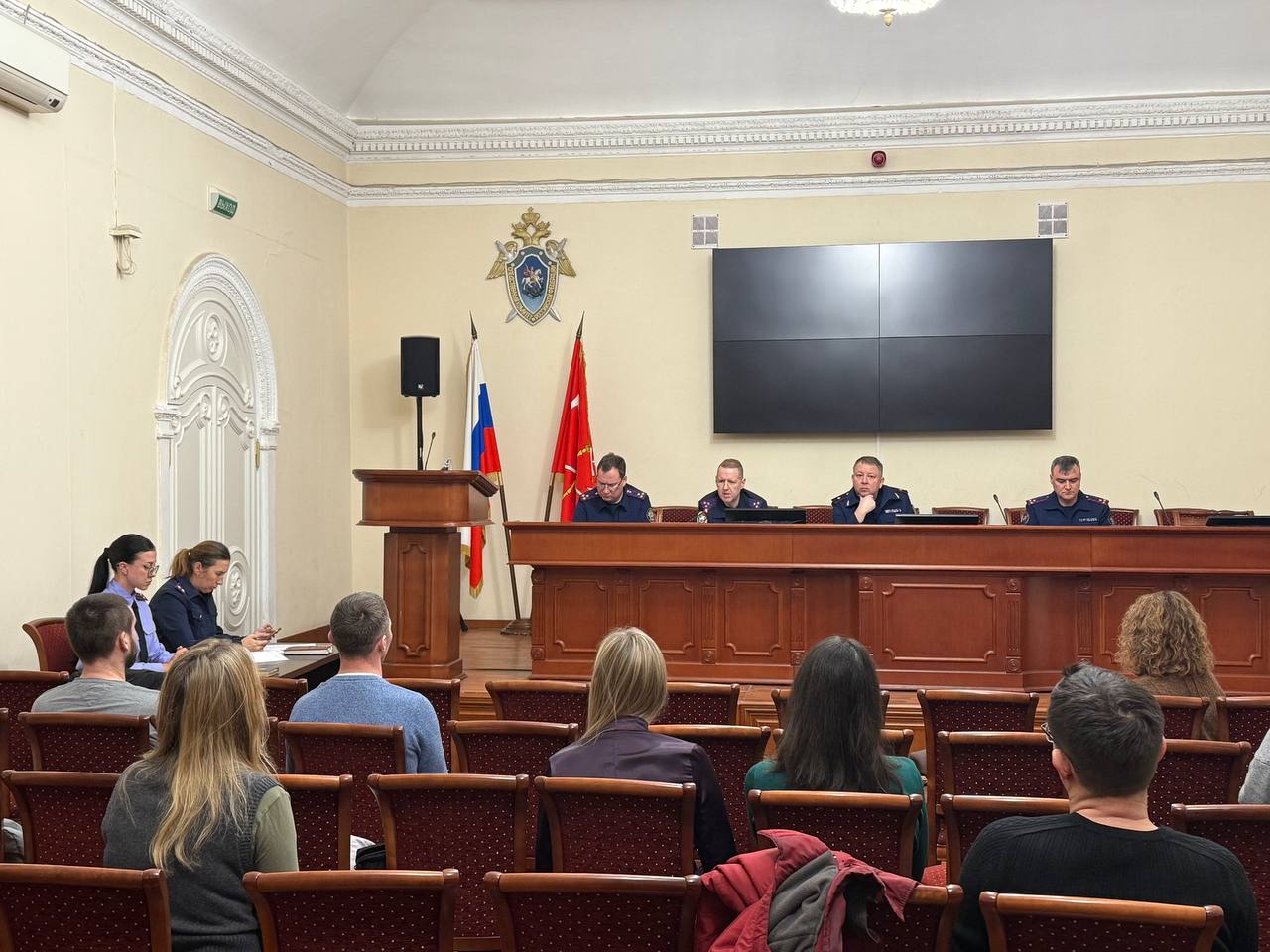 В ГСУ СК России по городу Санкт-Петербургу проведен тематический коллективный прием граждан В ГСУ СК России по городу Санкт-Петербургу проведен тематический коллективный прием граждан