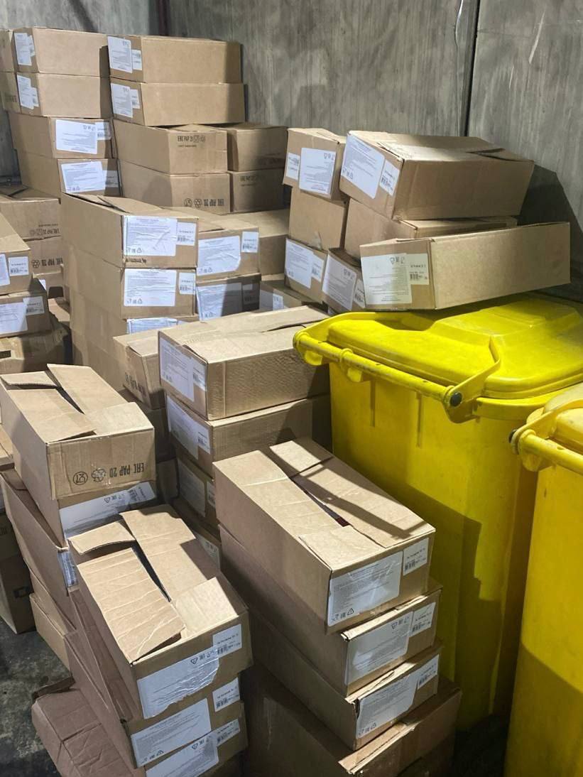 Две тонны сыра уничтожили в Петербурге по требованию Роспотребнадзора Две тонны сыра уничтожили в Петербурге по требованию Роспотребнадзора