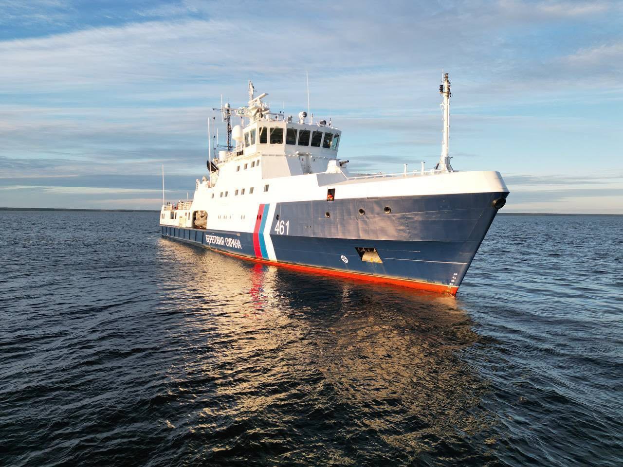 9 декабря 2015 года подняли флаг на ППК «Холмск» (пр 9 декабря 2015 года подняли флаг на ППК «Холмск» (пр