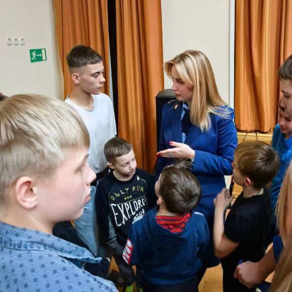 Прокуратура Петроградского района г. Санкт-Петербурга посетила воспитанников Центра содействия семейному воспитанию №12 Прокуратура Петроградского района г. Санкт-Петербурга посетила воспитанников Центра содействия семейному воспитанию №12