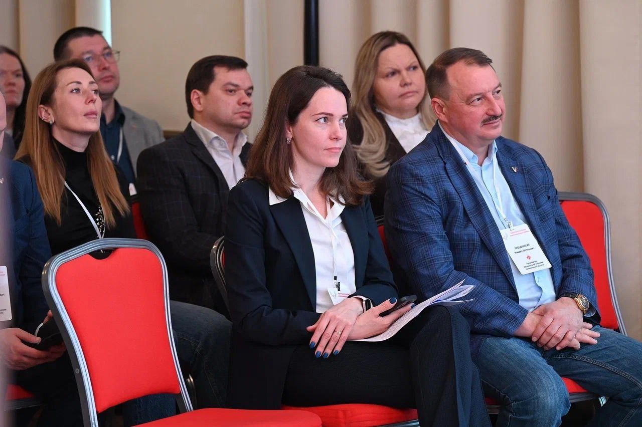 Михаил Лебединский, председатель Избирательной комиссии Ленинградской области и член Избирательной комиссии с правом решающего голоса Вячеслав Баев принимают участие в межрегиональном семинаре по вопросам юридического... Михаил Лебединский, председатель Избирательной комиссии Ленинградской области и член Избирательной комиссии с правом решающего голоса Вячеслав Баев принимают участие в межрегиональном семинаре по вопросам юридического...