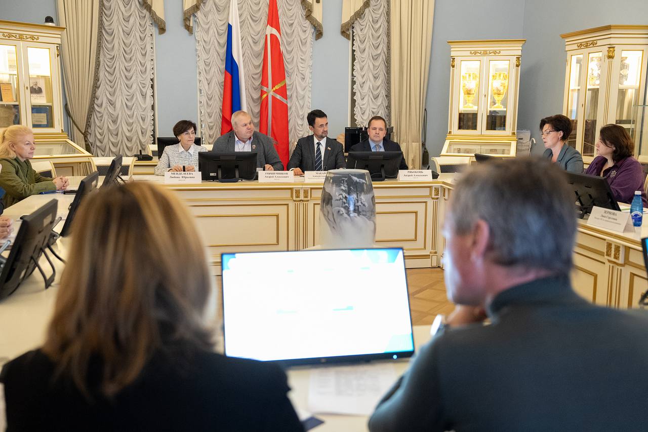 Депутаты и эксперты обсудили возможную связь экологической обстановки с ростом неинфекционных заболеваний и необходимость комплексных мер Депутаты и эксперты обсудили возможную связь экологической обстановки с ростом неинфекционных заболеваний и необходимость комплексных мер