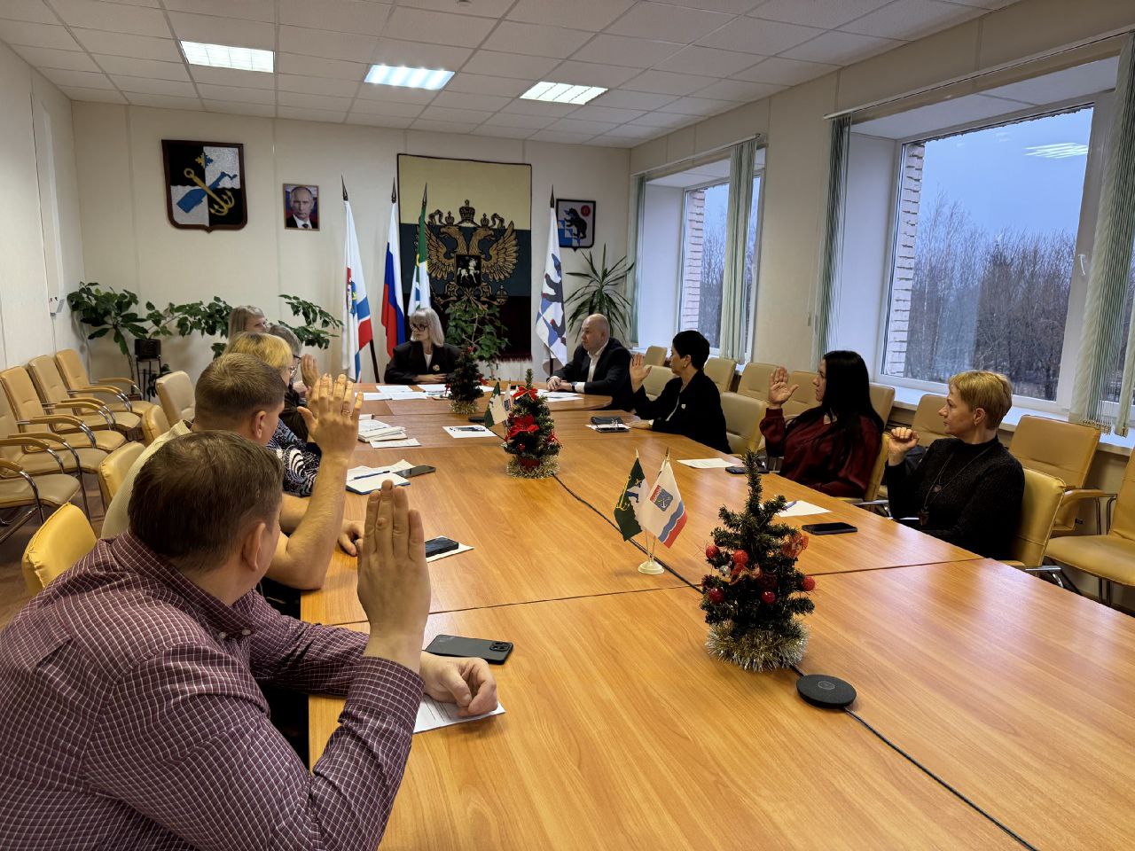 Сегодня состоялись первые заседания вновь сформированных территориальных избирательных комиссий Подпорожского, Лодейнопольского, Лужского, Киришского, Волосовского, Сланцевского, Тихвинского, Тосненского районов Сегодня состоялись первые заседания вновь сформированных территориальных избирательных комиссий Подпорожского, Лодейнопольского, Лужского, Киришского, Волосовского, Сланцевского, Тихвинского, Тосненского районов