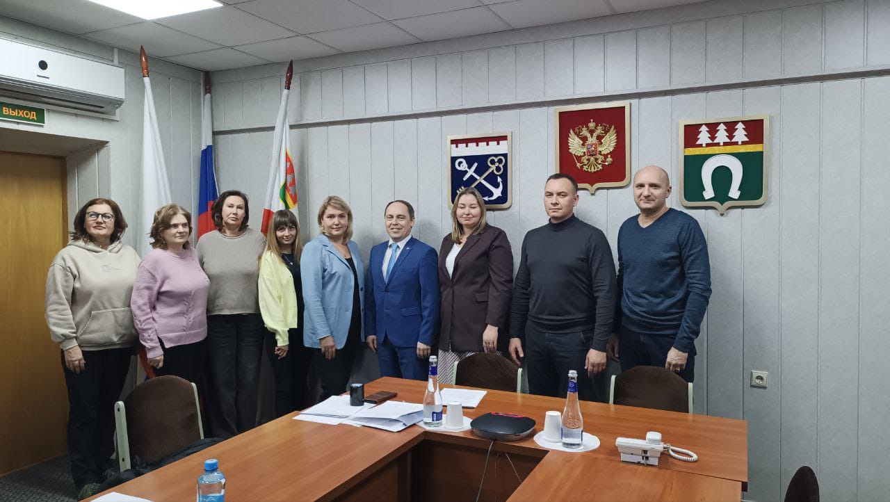 Сегодня состоялись первые заседания вновь сформированных территориальных избирательных комиссий Подпорожского, Лодейнопольского, Лужского, Киришского, Волосовского, Сланцевского, Тихвинского, Тосненского районов Сегодня состоялись первые заседания вновь сформированных территориальных избирательных комиссий Подпорожского, Лодейнопольского, Лужского, Киришского, Волосовского, Сланцевского, Тихвинского, Тосненского районов