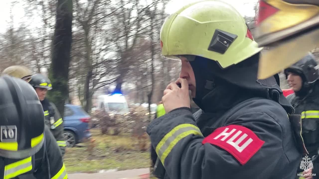 Огонь потушен, люди спасены!