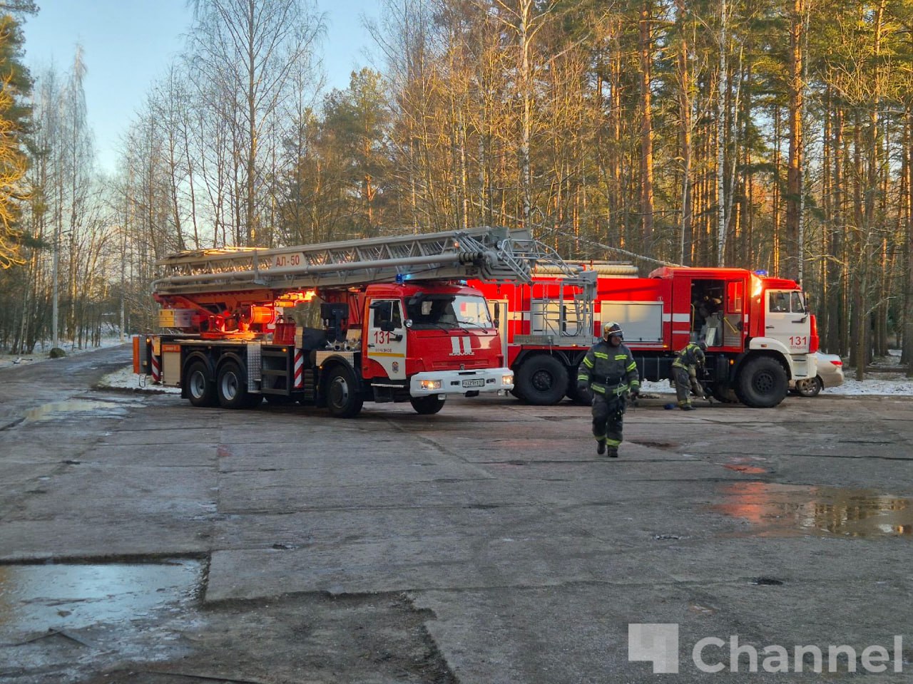 В Техникуме водного транспорта (Отрадное) прошли пожарно-тактические учения В Техникуме водного транспорта (Отрадное) прошли пожарно-тактические учения