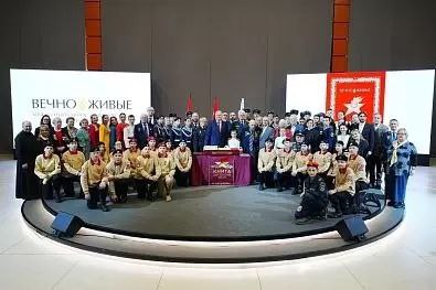 Эдуард Басурин: Память жива: в Книгу Памяти и Славы «ВЕЧНО ЖИВЫЕ» внесли имя Александра Невского Эдуард Басурин: Память жива: в Книгу Памяти и Славы «ВЕЧНО ЖИВЫЕ» внесли имя Александра Невского