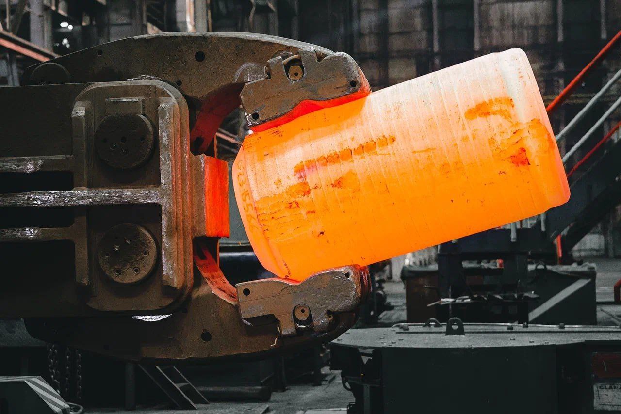 Любуемся «титаническим» производством! Любуемся «титаническим» производством!