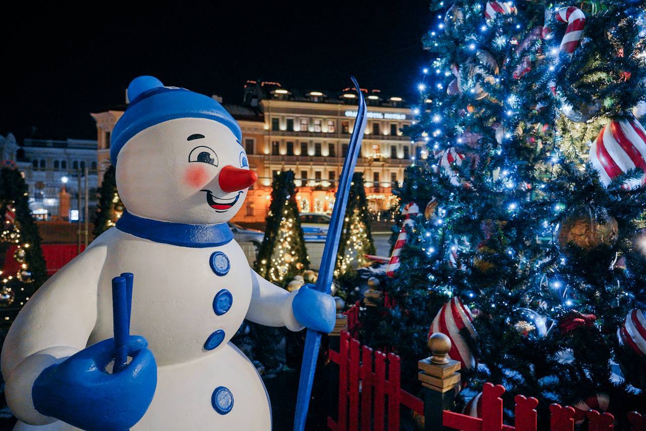 В Петербурге открылась Рождественская ярмарка В Петербурге открылась Рождественская ярмарка