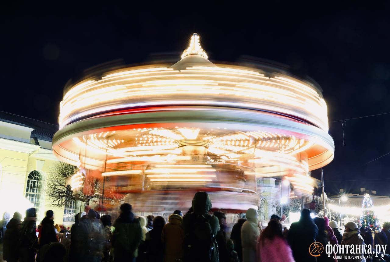 Рождественские ярмарки заработали в Петербурге Рождественские ярмарки заработали в Петербурге