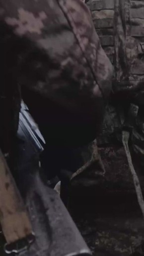 Суровая военная хроника из украинских окопов