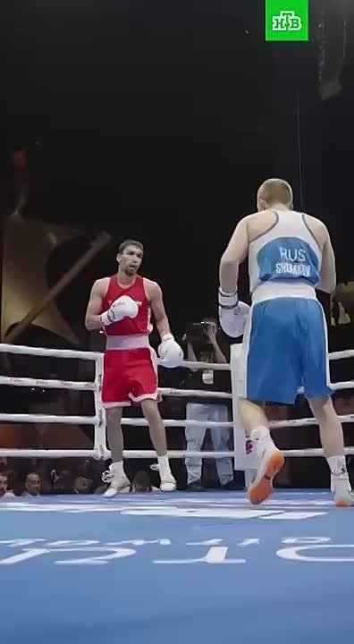 Петербургские боксеры взяли золото на чемпионате мира в Дубае