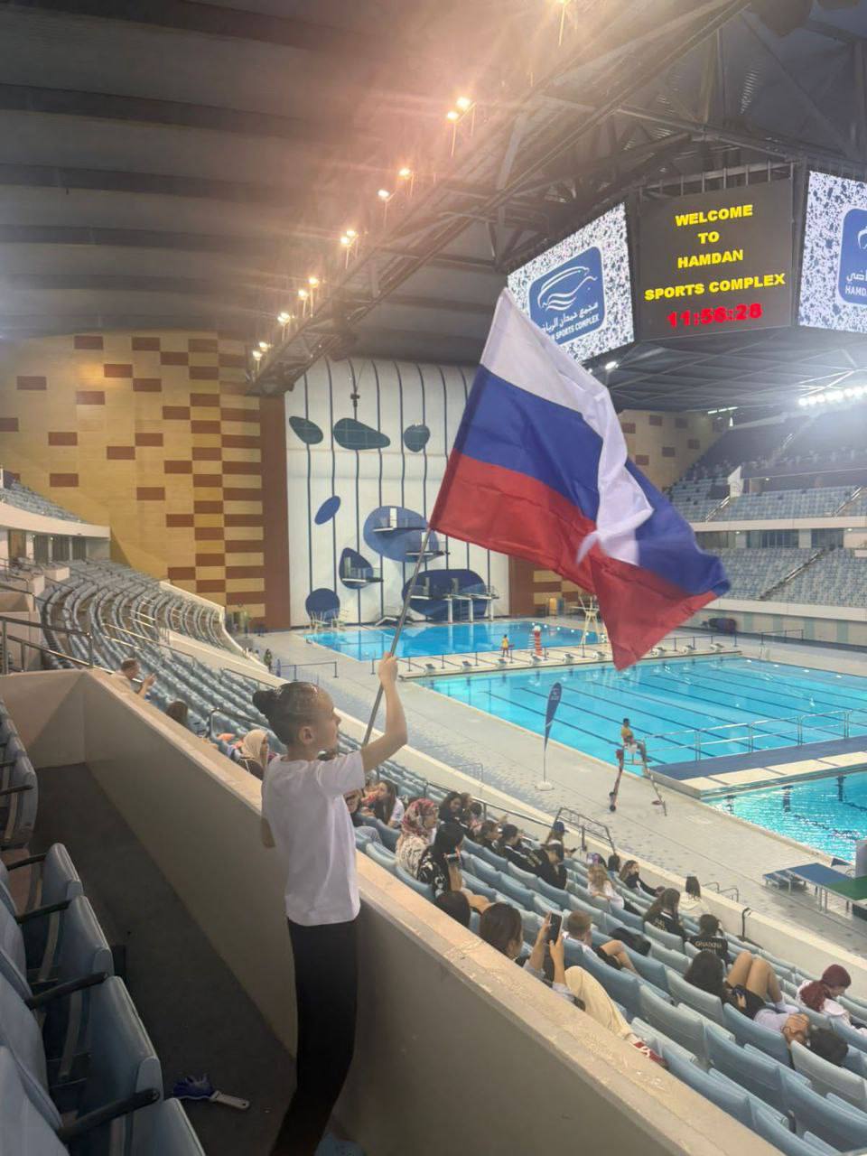 С флагом в руках и победой в сердце: девятилетняя россиянка из Кургана заявила о Родине на турнире в ОАЭ С флагом в руках и победой в сердце: девятилетняя россиянка из Кургана заявила о Родине на турнире в ОАЭ