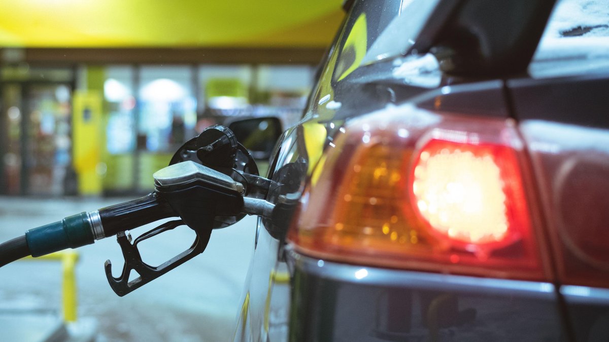 1 Магаданская область заморозила цены на бензин до 2026 года