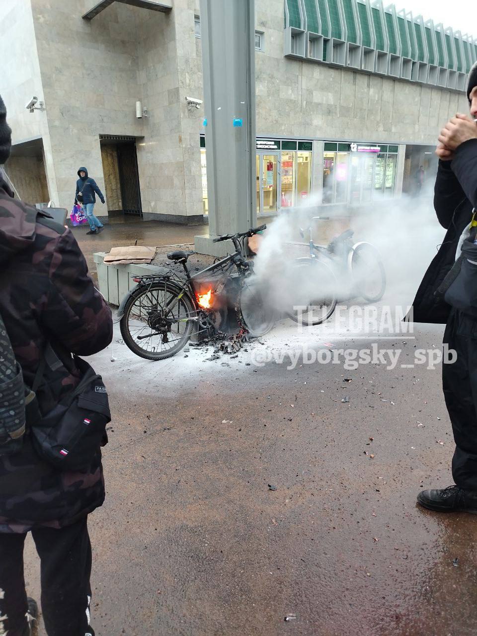 Велосипед взорвался у станции метро «Удельная»