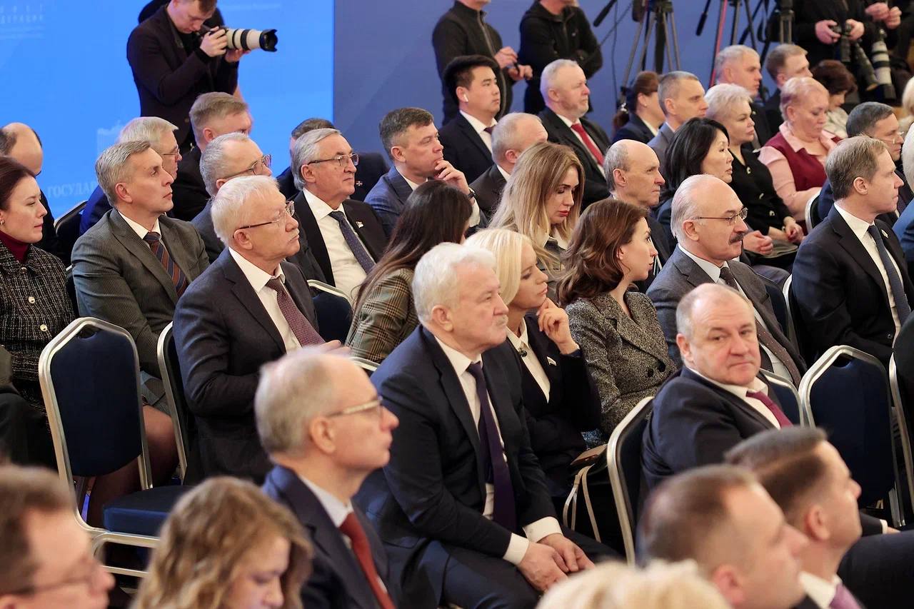 На заседании Совета законодателей подробно обсудили жилищный вопрос На заседании Совета законодателей подробно обсудили жилищный вопрос