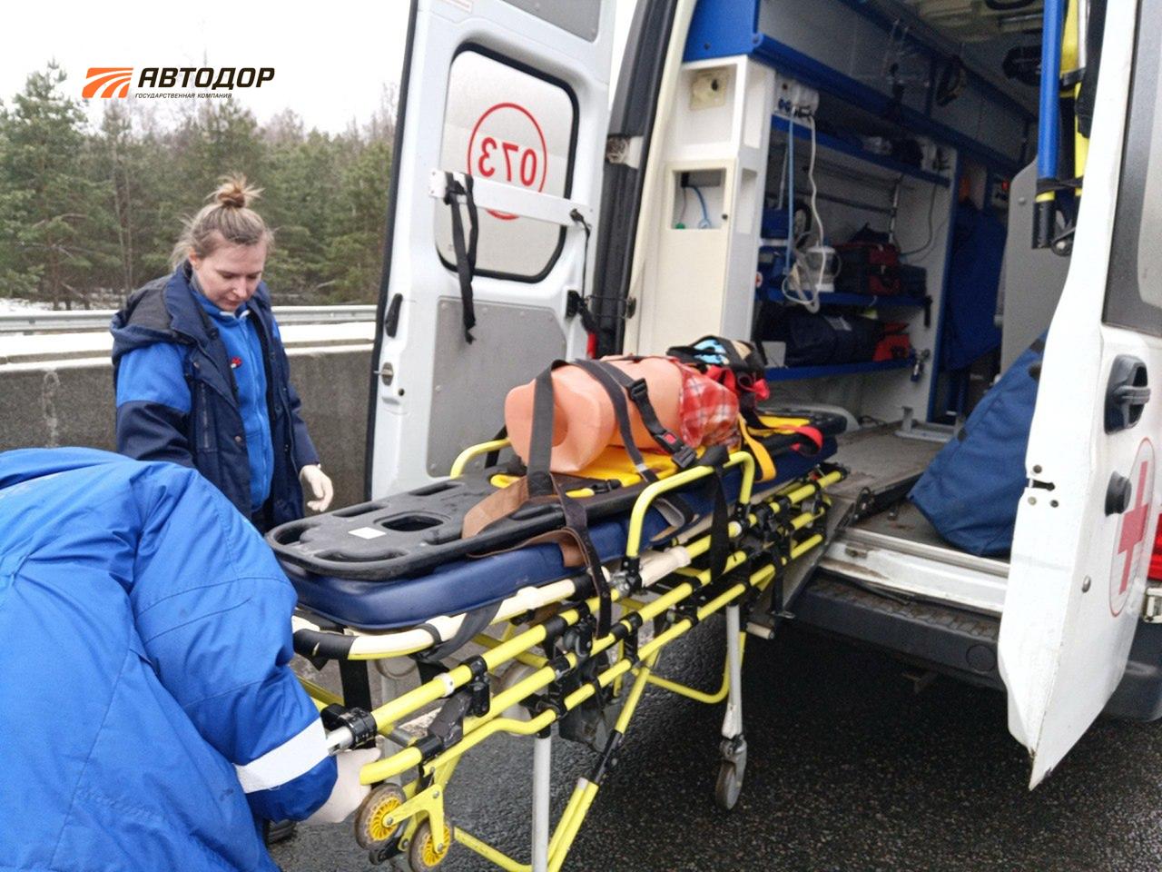 На М-11 «Нева» отработали алгоритмы действий при ДТП На М-11 «Нева» отработали алгоритмы действий при ДТП