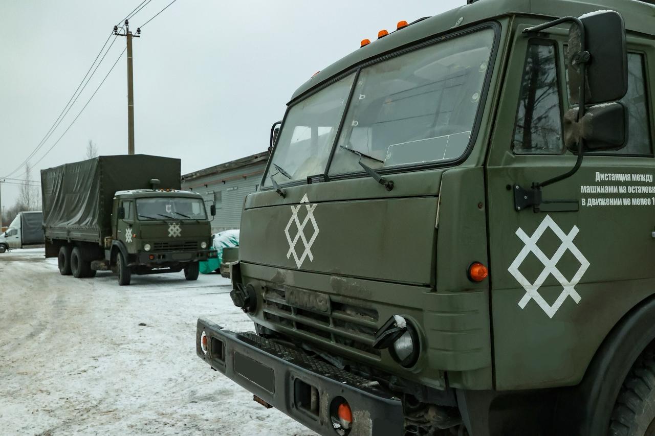 Жители Выборгского района отправили участникам СВО новогодние подарки Жители Выборгского района отправили участникам СВО новогодние подарки