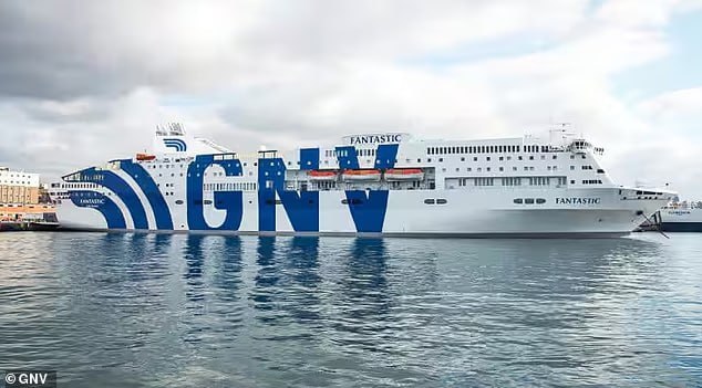 «Нас гнали как скот!» – скандал с круизным лайнером во Франции решили дежурно списать на Россию