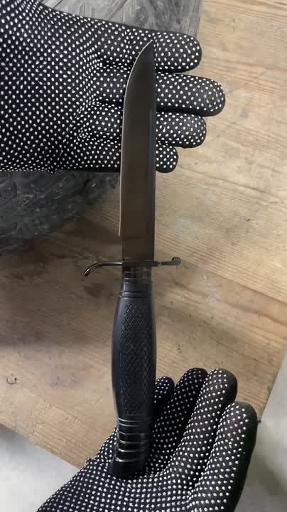 Два майора: Новинка! Финка антиблик!. Делаю ножи