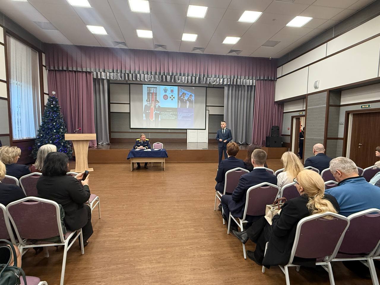 Руководитель ГСУ СК России по Санкт-Петербургу подписал соглашения об открытии кадетских классов в городских школах Руководитель ГСУ СК России по Санкт-Петербургу подписал соглашения об открытии кадетских классов в городских школах