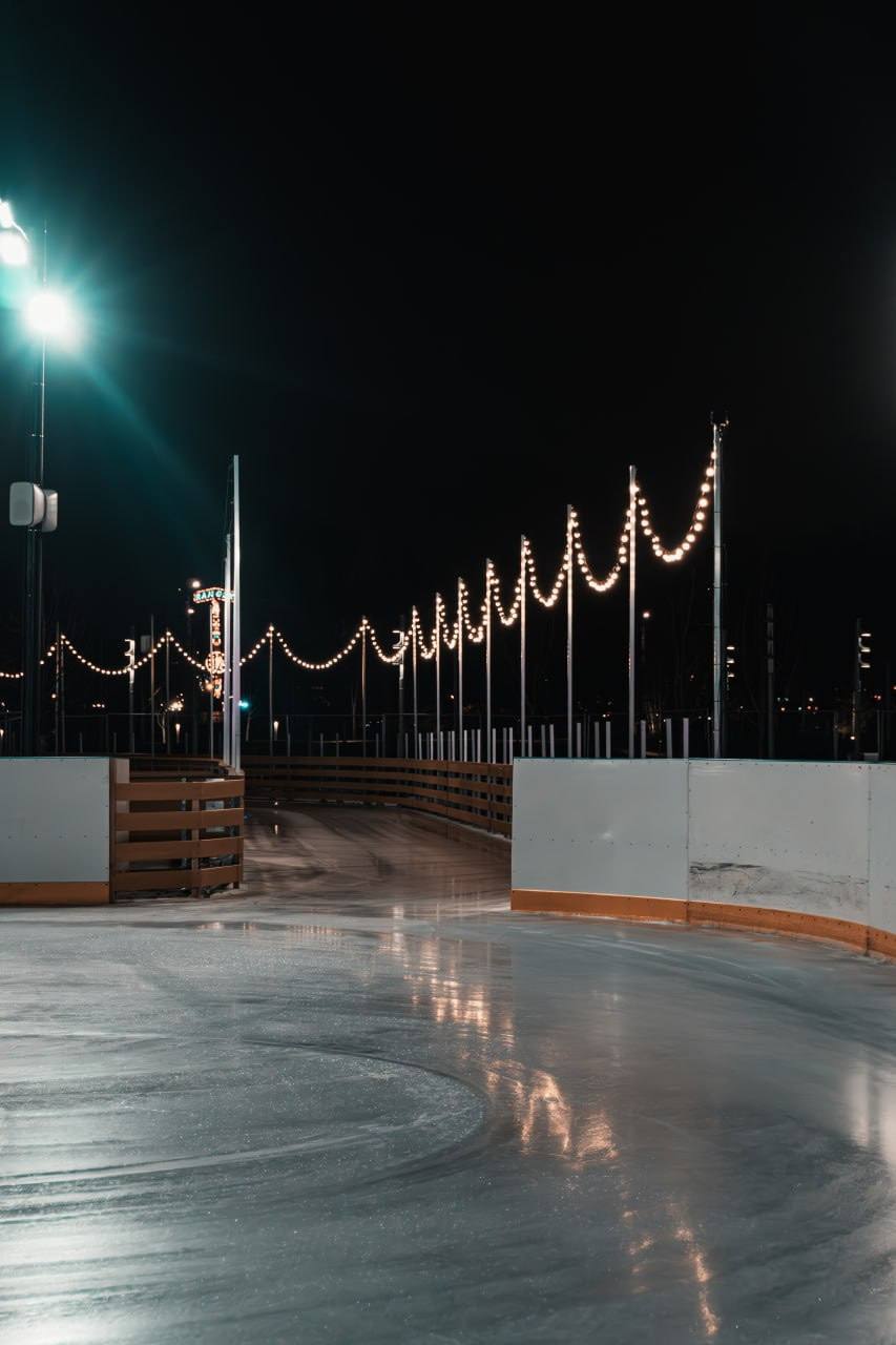 Новый каток открылся в Петербурге Новый каток открылся в Петербурге