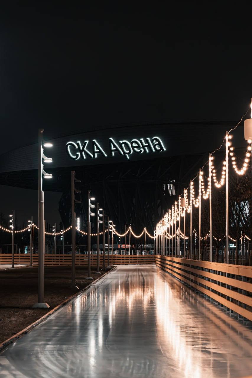 Новый каток открылся в Петербурге