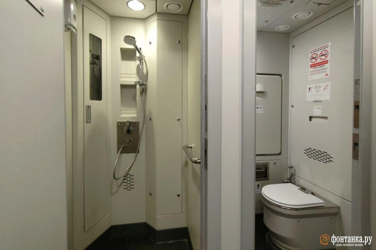 Та самая «Красная стрела», которая повезет петербуржцев в Москву в Новогодние, изнутри Та самая «Красная стрела», которая повезет петербуржцев в Москву в Новогодние, изнутри