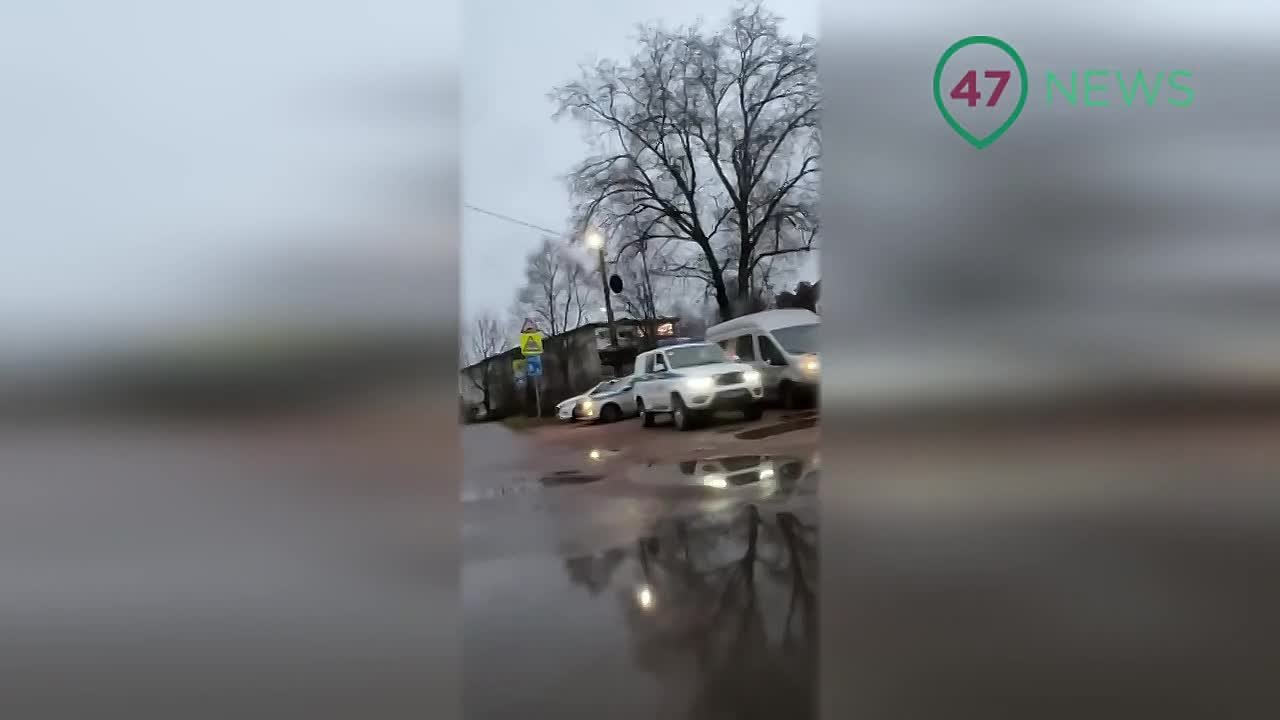 «Пятерочка» превратилась в уголек в деревне Васкелово ЛО. Там подожгли банкомат