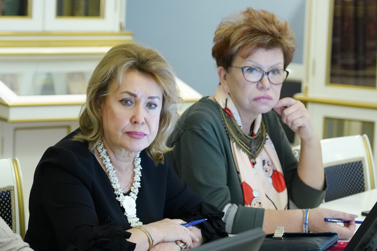 Состоялось заседание комиссии по промышленности под председательством Ирины Ивановой