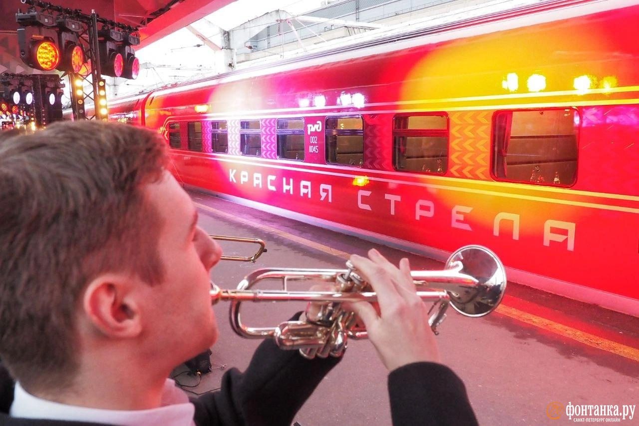 Та самая «Красная стрела», которая повезет петербуржцев в Москву в Новогодние, изнутри Та самая «Красная стрела», которая повезет петербуржцев в Москву в Новогодние, изнутри