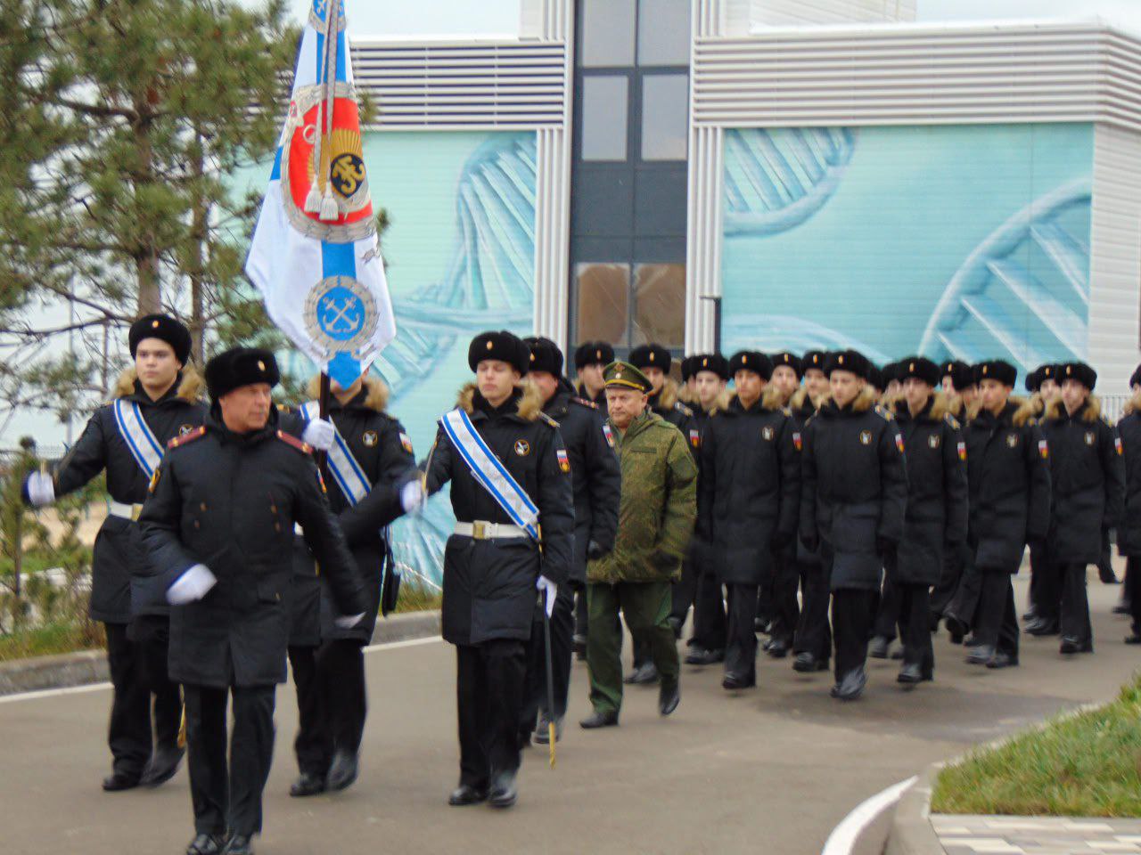 23 декабря 2025 года в филиале Нахимовского военно-морского училища имени дважды героя России Михаила Евгеньевича Гудкова, состоялось торжественное открытие бюста дважды Героя России Михаила Евгеньевича Гудкова 23 декабря 2025 года в филиале Нахимовского военно-морского училища имени дважды героя России Михаила Евгеньевича Гудкова, состоялось торжественное открытие бюста дважды Героя России Михаила Евгеньевича Гудкова