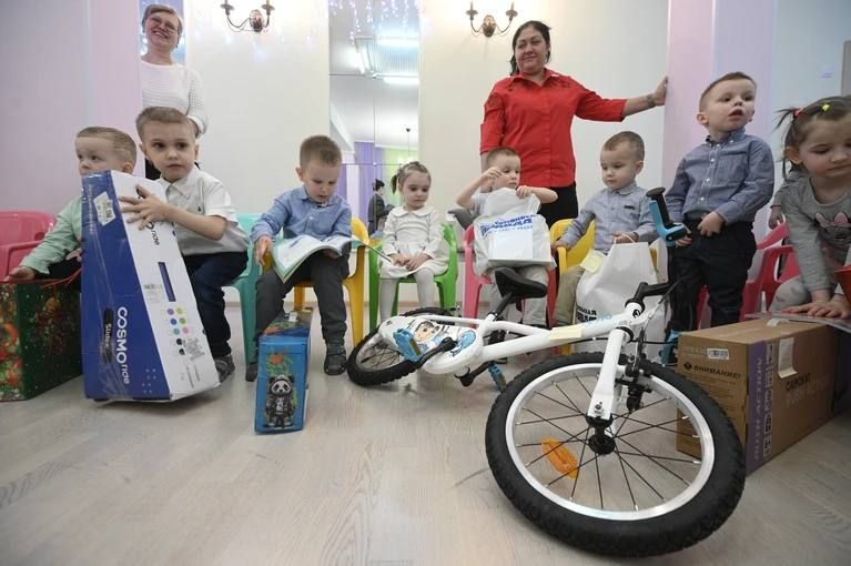 «Комсомолка» поздравила воспитанников Центра содействия семейному воспитанию №2