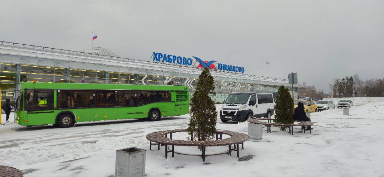 Из-за снегопада в аэропорту Калининграда задержаны 19 рейсов в Москву, Санкт-Петербург, Уфу, Пермь, Калугу, Екатеринбург, Череповец и Минск