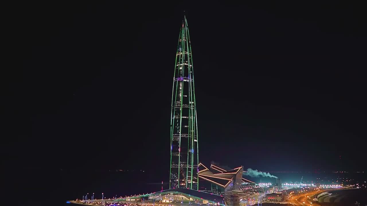 31 декабря в «Лахта Центре» устроят новогоднее световое шоу